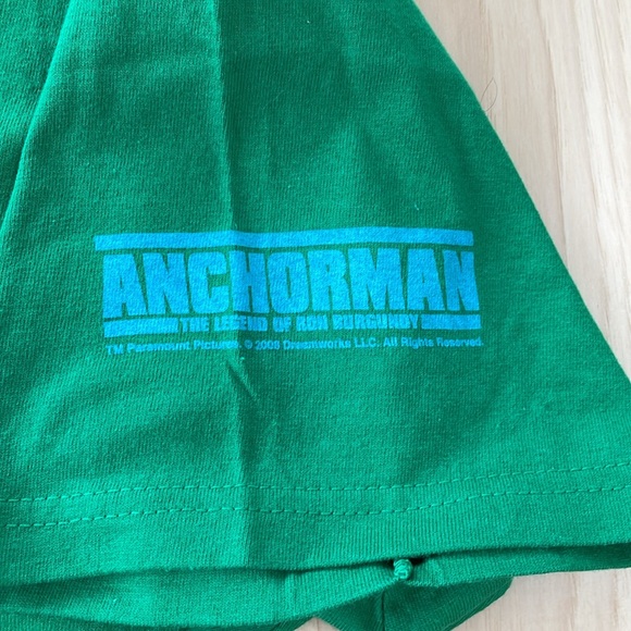 Anchorman Men’s Green T-Shirt 
Ron Burgundy “I’m Kind Of A Big Deal” Large NWOT - Picture 3 of 7